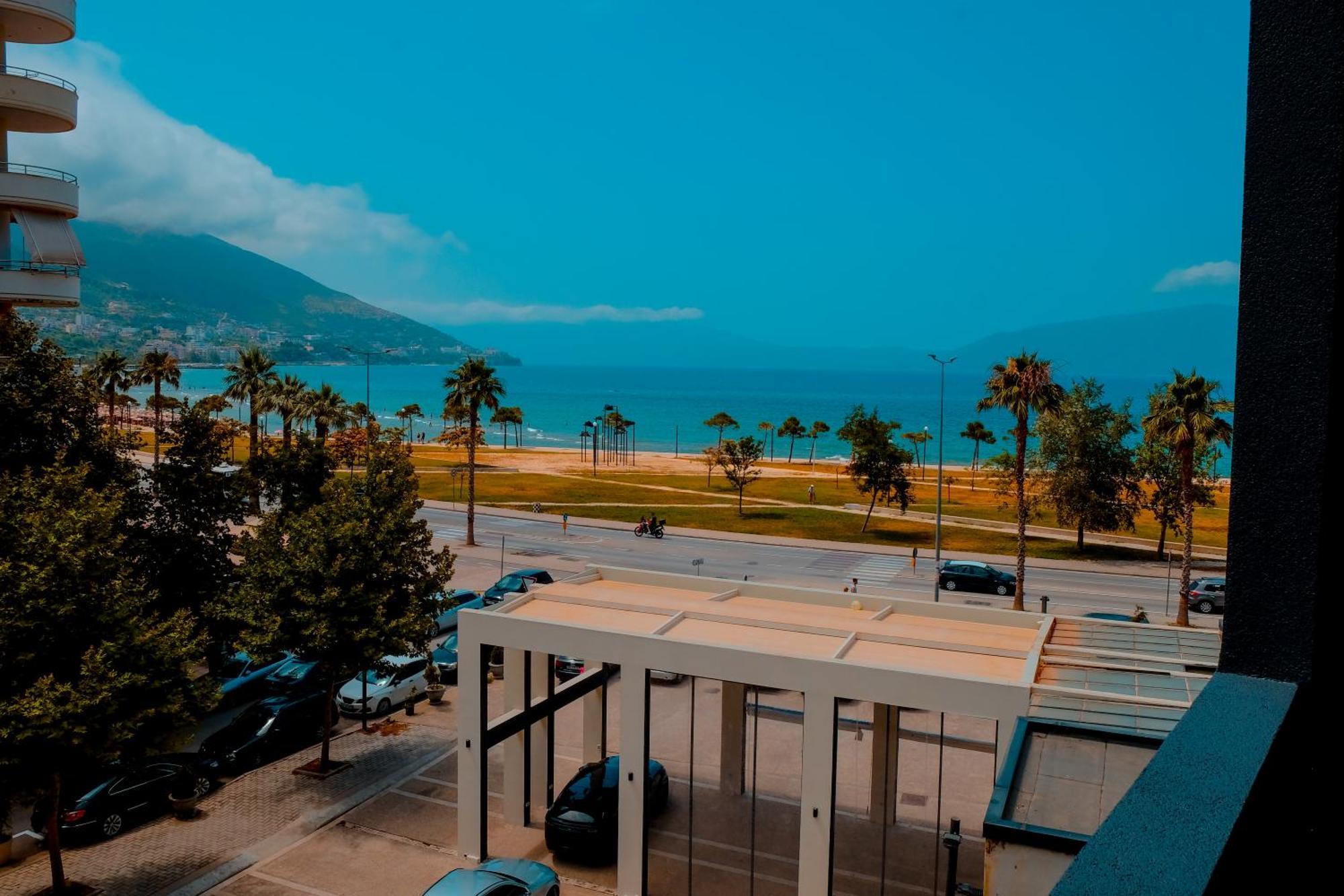Laid Hotel Vlore Luaran gambar