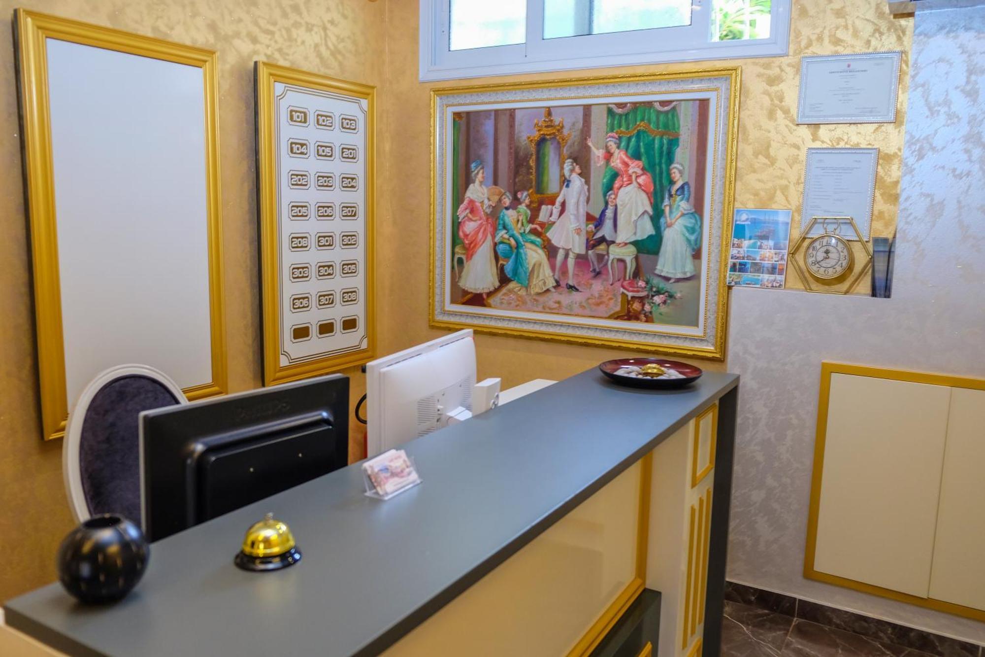 Laid Hotel Vlore Luaran gambar