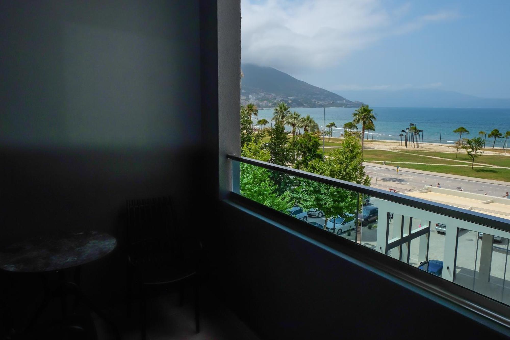 Laid Hotel Vlore Luaran gambar