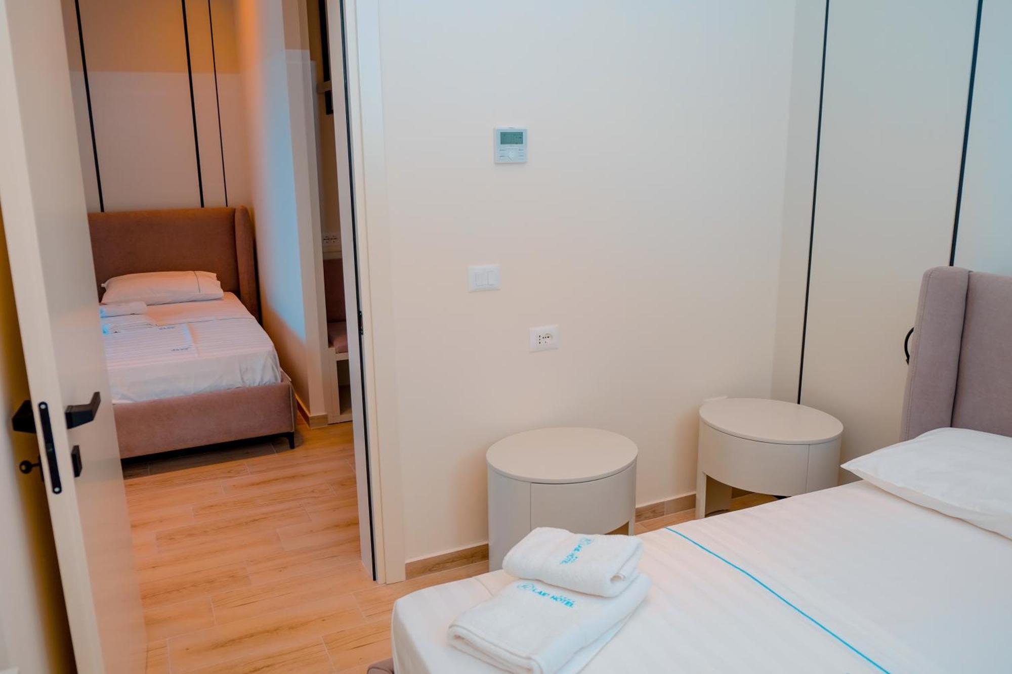 Laid Hotel Vlore Luaran gambar