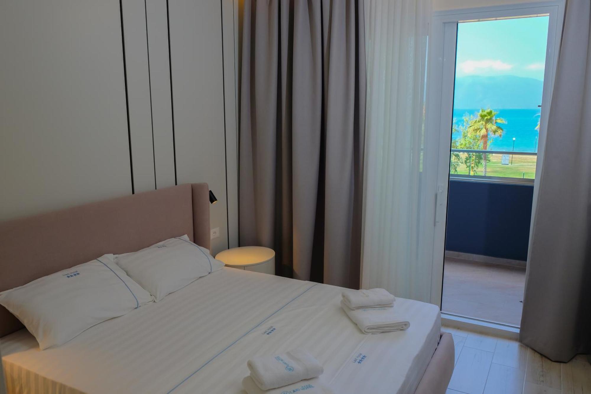 Laid Hotel Vlore Luaran gambar