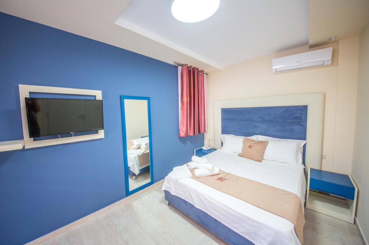 Laid Hotel Vlore Luaran gambar