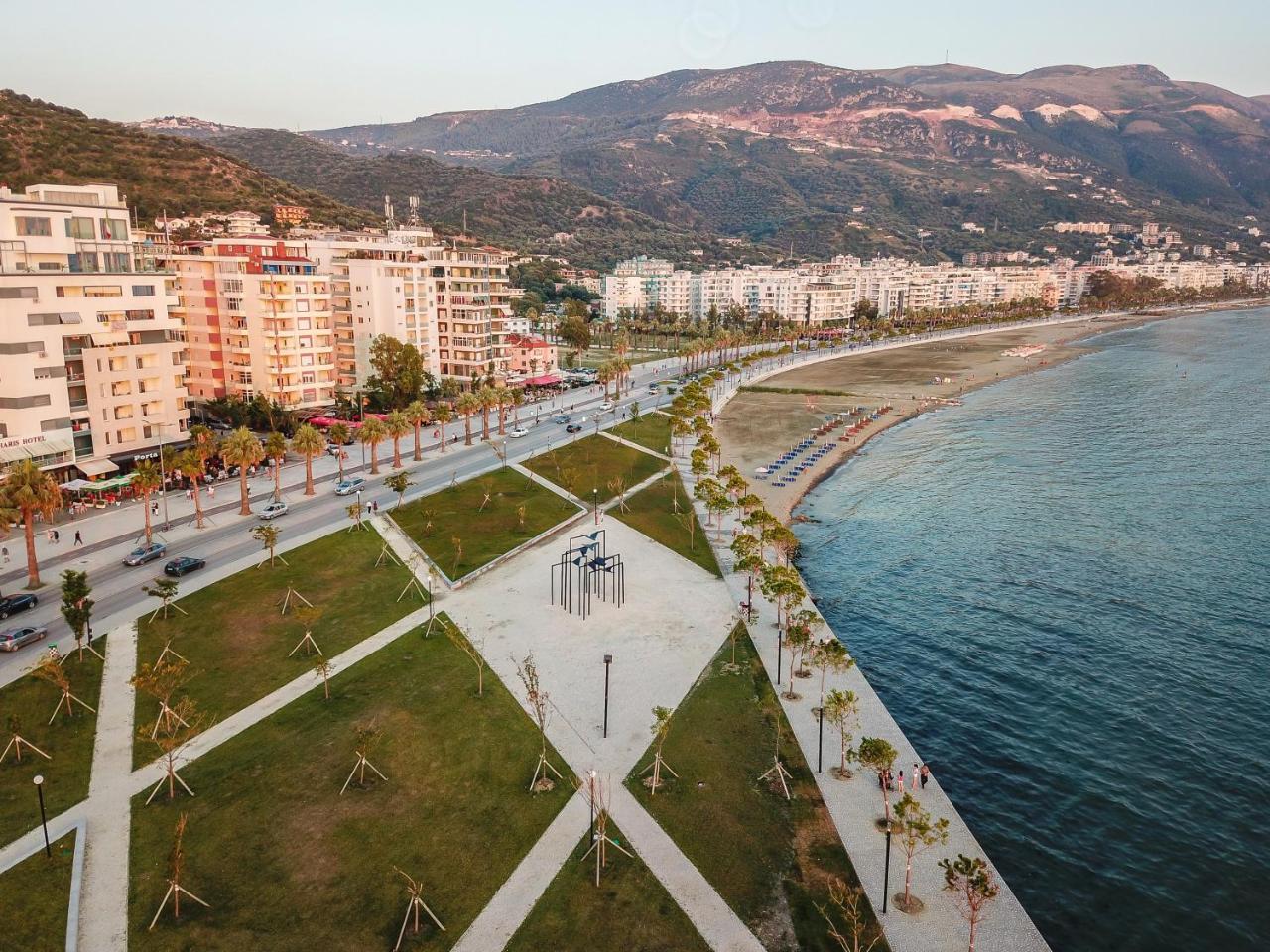Laid Hotel Vlore Luaran gambar
