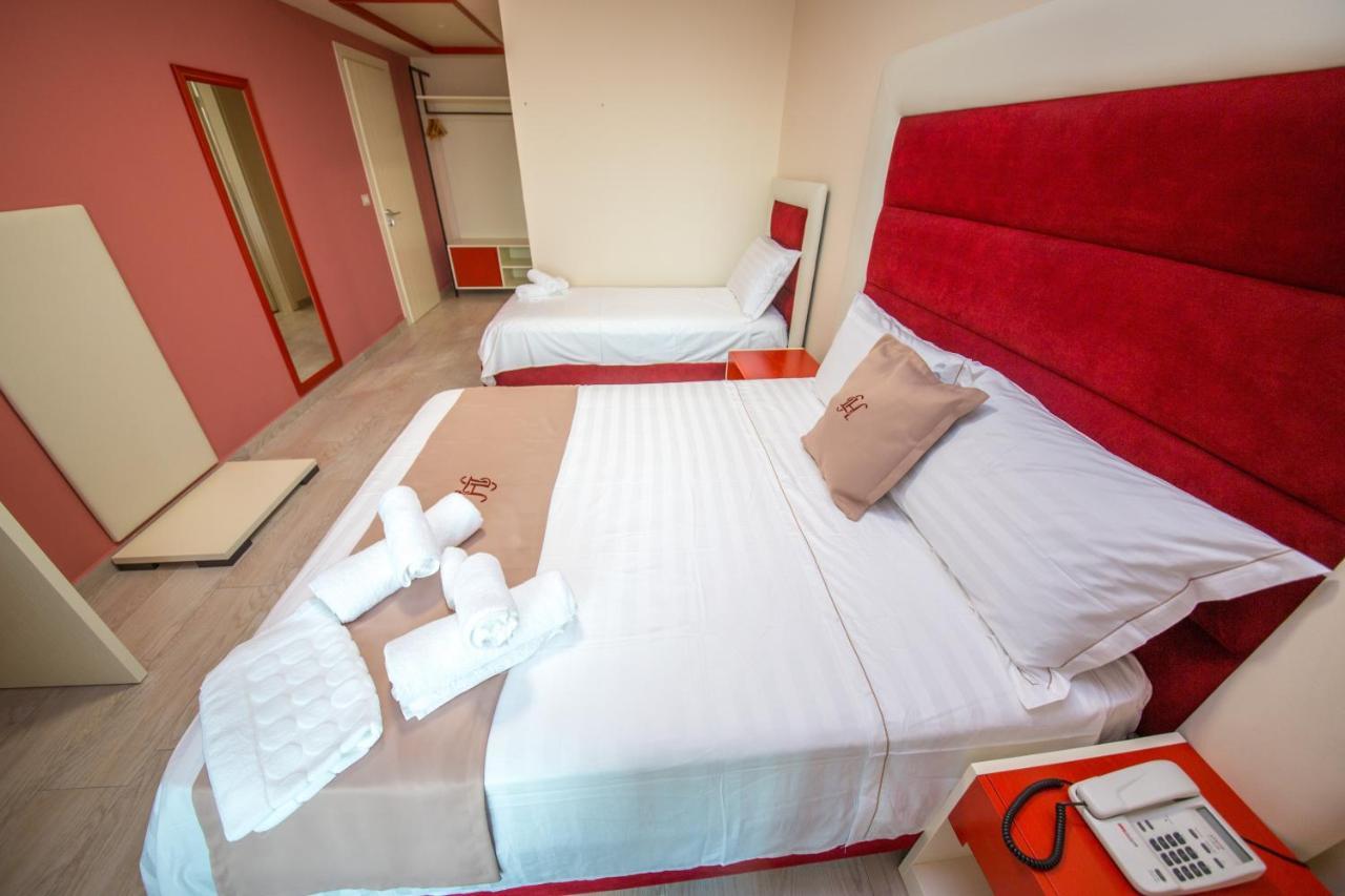 Laid Hotel Vlore Luaran gambar
