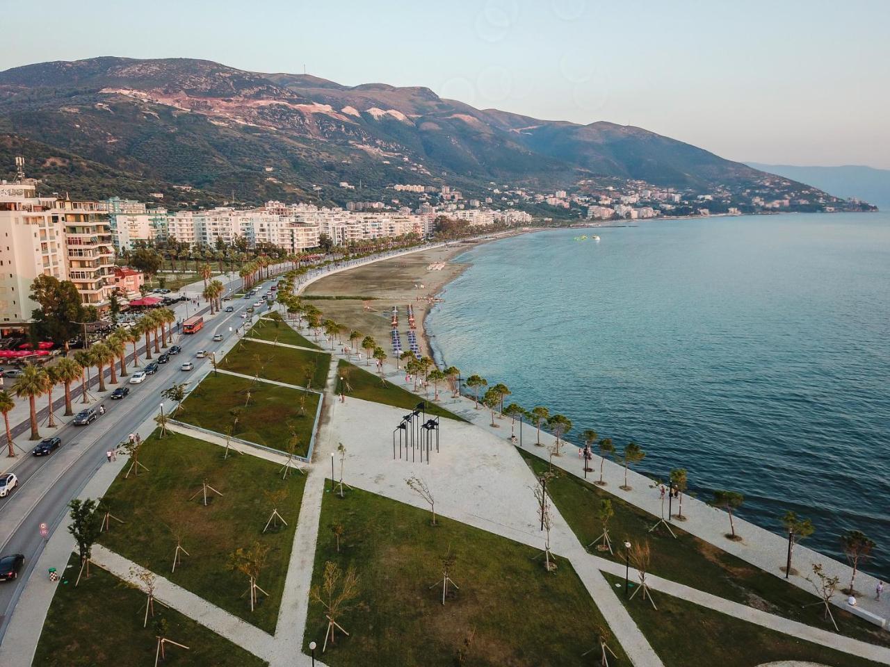Laid Hotel Vlore Luaran gambar
